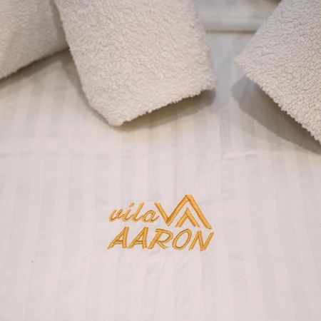 Vila Aaron Durrës Exterior foto